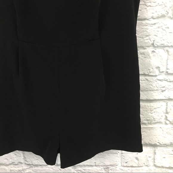 Lush Short Sleeve Fitted Black Zip Romper Size S - Picture 6 of 7
